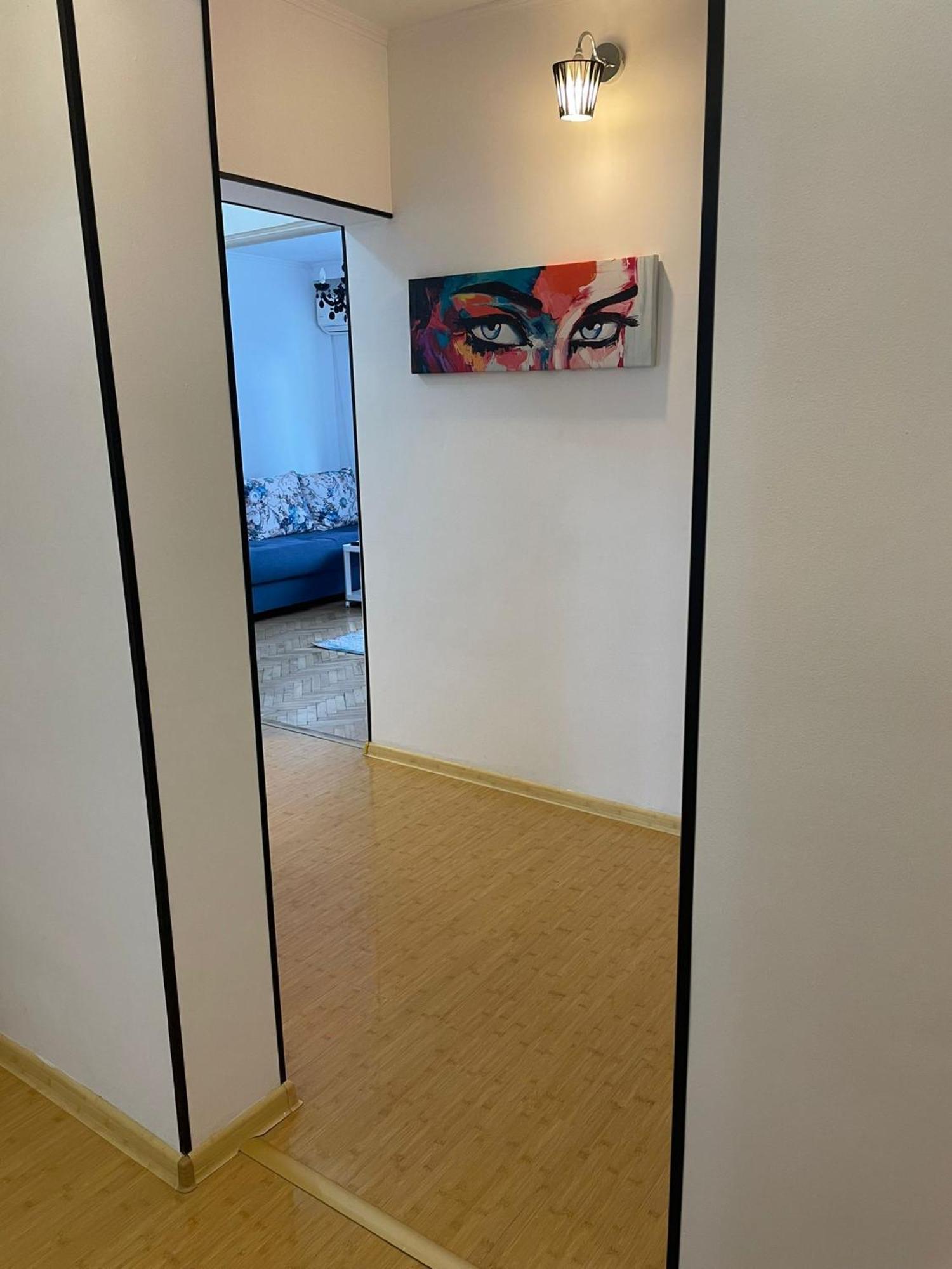 Emm Apartament - 100M Parc Si Metrou Tinererului Boekarest Buitenkant foto